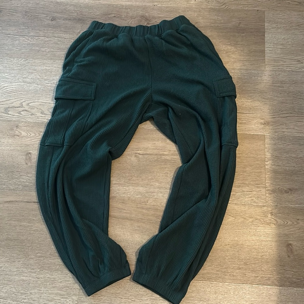 Aerie waffle knit jogger cargo style
